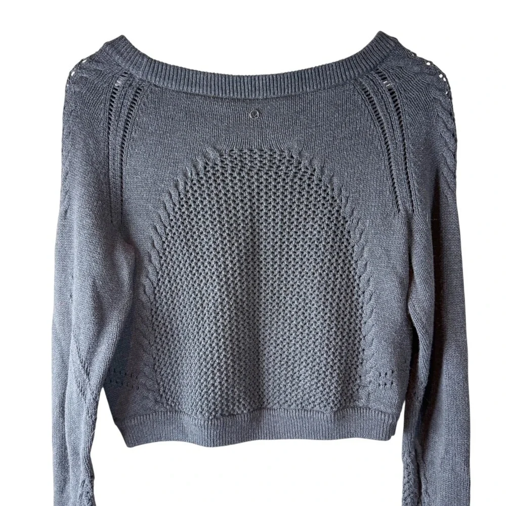 Lululemon Be Present Cropped Sweater Dark Charcoal Grey Pointelle Knit Size 8‎